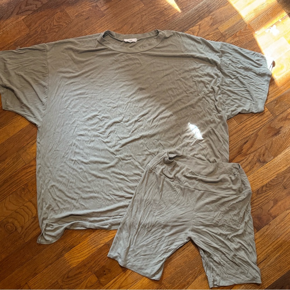 TALULAH Olive Green Tunic Top